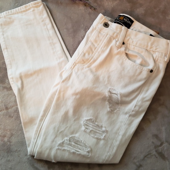 Lucky Brand Denim - Lucky Brand white boyfriend jeans. Size 26